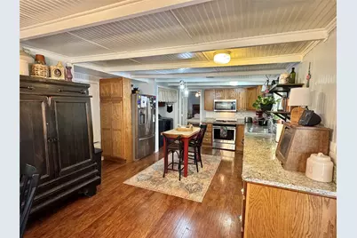 229 E Tennie Street, Gainesville, TX 76240 - Photo 3