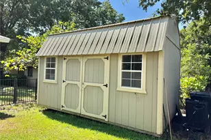 229 E Tennie St, Gainesville, TX 76240 - Photo 25