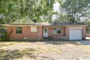405 Fm 816, Wolfe City, TX 75496 - Photo 39