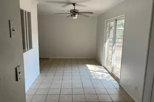 2312 Meadow Crest, Irving, TX 75060 - Photo 11