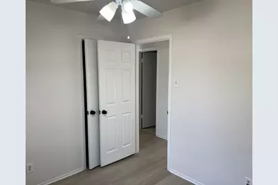 2312 Meadowcrest, Irving, TX 75060 - Photo 17