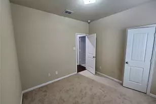 500 Paddle Dr, Crowley, TX 76036 - Photo 31