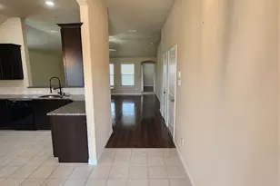 500 Paddle Dr, Crowley, TX 76036 - Photo 3
