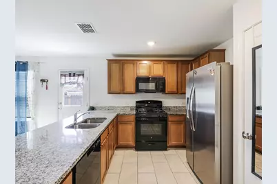2932 Dora Drive, Fort Worth, TX 76119 - Photo 13