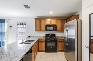 2932 Dora Dr, Fort Worth, TX 76119 - Photo 13