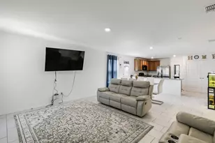 2932 Dora Dr, Fort Worth, TX 76119 - Photo 5