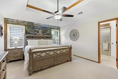 707 Glenn Drive, Euless, TX 76039 - Photo 7