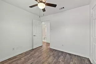 1015 Shelly Dr, Keene, TX 76031 - Photo 19