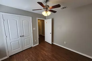 209 Deborah Ln, Crowley, TX 76036 - Photo 29