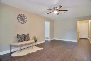 6904 Yorkston St, Watauga, TX 76148 - Photo 13