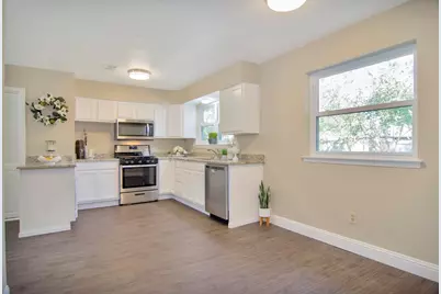 6904 Yorkston Street, Watauga, TX 76148 - Photo 19