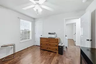 201 W Oak St, Aledo, TX 76008 - Photo 5