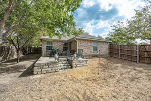 201 W Oak St, Aledo, TX 76008 - Photo 7