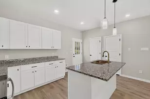 3327 Eastland St, Fort Worth, TX 76119 - Photo 9
