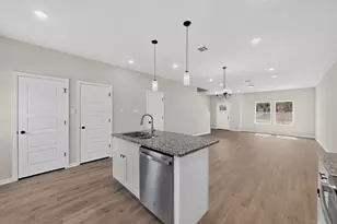 3327 Eastland St, Fort Worth, TX 76119 - Photo 11