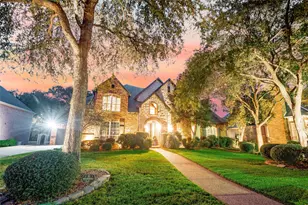 4319 Crown Knoll Cir, Flower Mound, TX 75028 - Photo 3