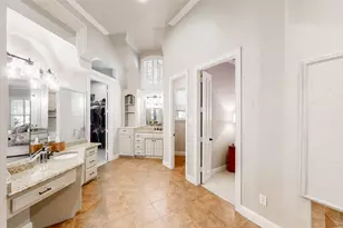 4319 Crown Knoll Cir, Flower Mound, TX 75028 - Photo 27