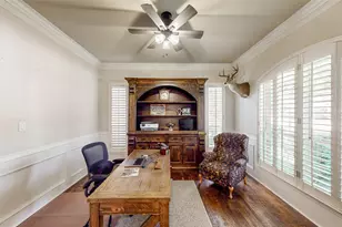 4319 Crown Knoll Cir, Flower Mound, TX 75028 - Photo 11