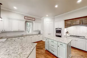 4319 Crown Knoll Cir, Flower Mound, TX 75028 - Photo 17