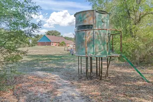 9217 Fm 1861, Eustace, TX 75124 - Photo 35