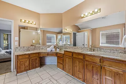 2324 Boardwalk Drive, Mesquite, TX 75181 - Photo 11