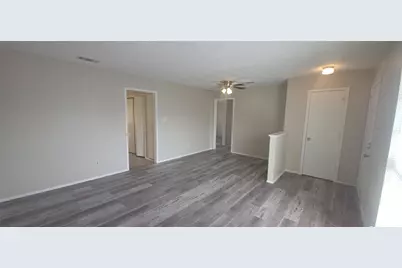 237 Vista Way, Benbrook, TX 76126 - Photo 5