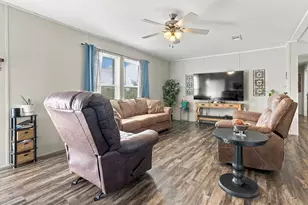 123 Dove Ct, Runaway Bay, TX 76426 - Photo 7