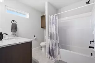 2120 Gabriel Dr, Sherman, TX 75092 - Photo 15