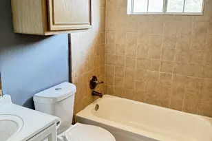 4234 Briar Hill Dr, Grand Prairie, TX 75052 - Photo 7