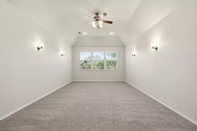 750 Village Green Drive, DeSoto, TX 75115 - Photo 33