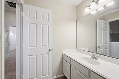 750 Village Green Drive, DeSoto, TX 75115 - Photo 31