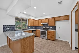 1600 Craighton Ct, Arlington, TX 76012 - Photo 17