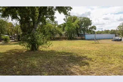 128 Columbia Street, Cleburne, TX 76031 - Photo 1