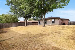709 Basset Locke Dr, Fort Worth, TX 76108 - Photo 23