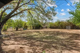 140 Shirley Dr, Lacy Lakeview, TX 76705 - Photo 15