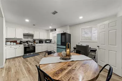 140 Shirley Drive, Lacy Lakeview, TX 76705 - Photo 9