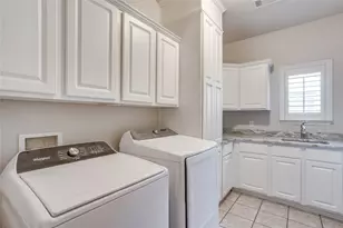908 Bridle Path, Burleson, TX 76028 - Photo 31