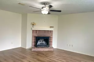 1329 Scenic Hills Dr, McKinney, TX 75071 - Photo 9