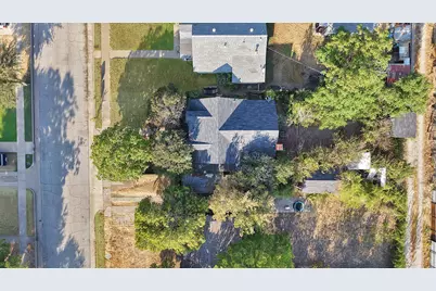 1228 W Gambrell Street, Fort Worth, TX 76115 - Photo 3