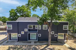 805 W Chambers St, Cleburne, TX 76033 - Photo 13