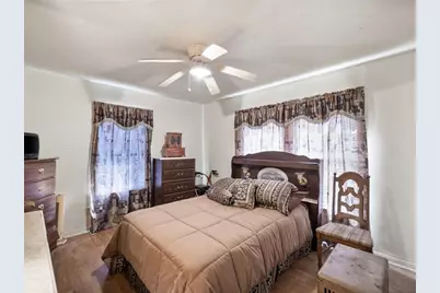 1215 N Confederate Avenue, Tyler, TX 75702 - Photo 15