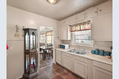 1215 N Confederate Avenue, Tyler, TX 75702 - Photo 11