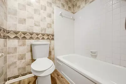 22 E Townhouse Lane #31, Grand Prairie, TX 75052 - Photo 13