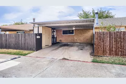 22 E Townhouse Lane #31, Grand Prairie, TX 75052 - Photo 17