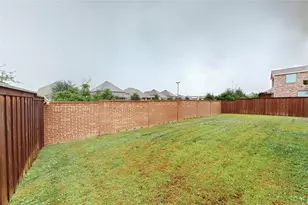 112 Spear Ct, Irving, TX 75063 - Photo 37