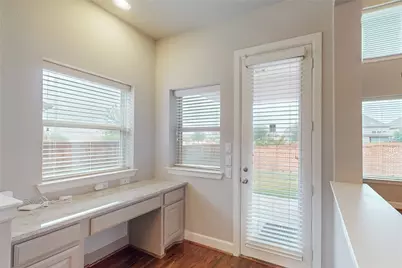 112 Spear Court, Irving, TX 75063 - Photo 15