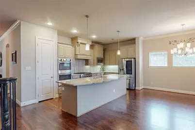 112 Spear Court, Irving, TX 75063 - Photo 9