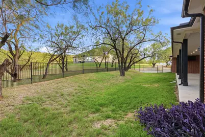2541 Town View Drive, Cedar Hill, TX 75104 - Photo 39
