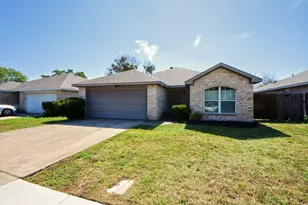 104 Camden Ct, Irving, TX 75061 - Photo 3