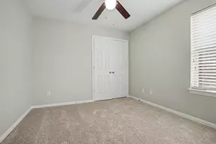 104 Camden Ct, Irving, TX 75061 - Photo 13